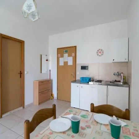 Boguvila - With Terrace A4 - St * San Pietro di Brazza