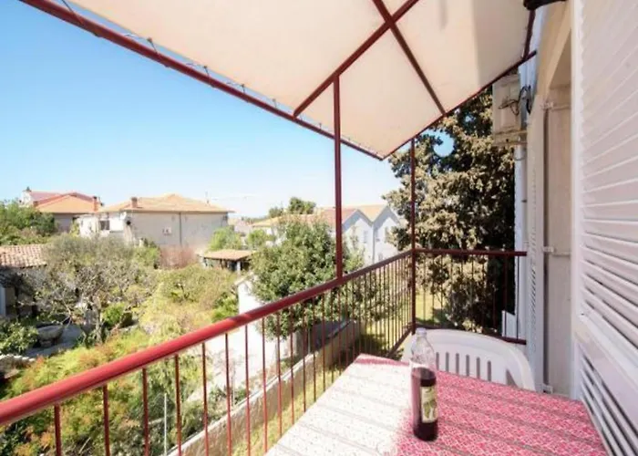 Boguvila - With Terrace A4 - St Apartamento